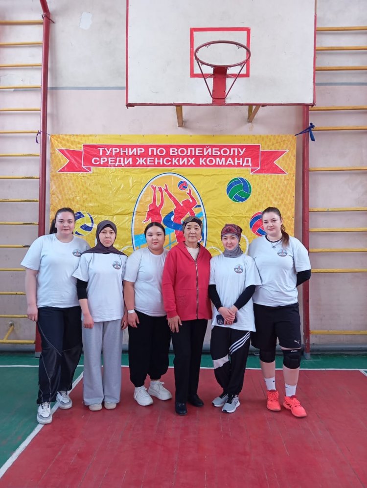 Volleyball tournament among women's teams