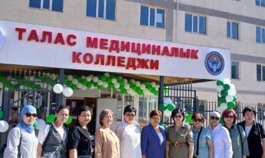 Талас медициналык колледжинин 70 жылдыгына арналган маарекеге катышуу — Токмок медициналык колледжинин таасирдүү сапары