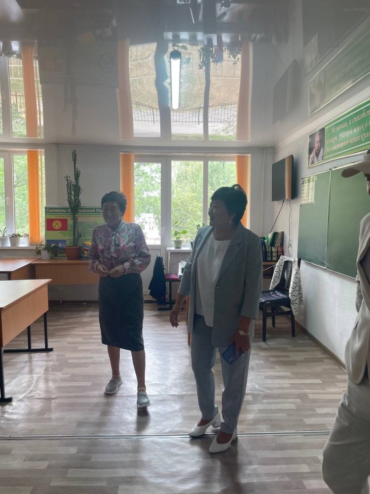 In May, our college was visited by colleagues from the Kara-Balta Medical College as part of an experience exchange and to strengthen cooperation.