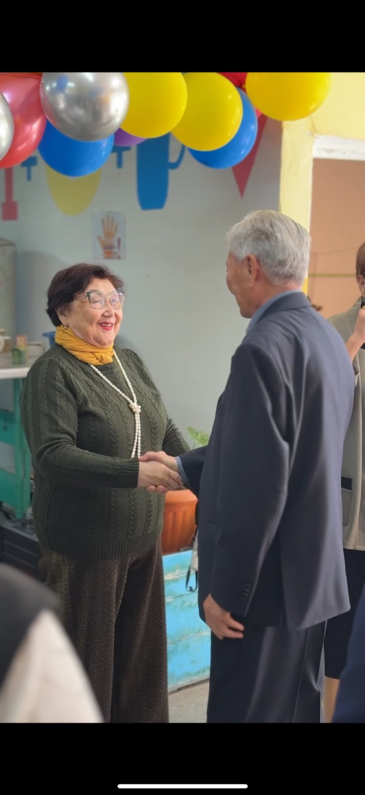 Поздравляем с Днём учителя и Днём пожилых людей! 